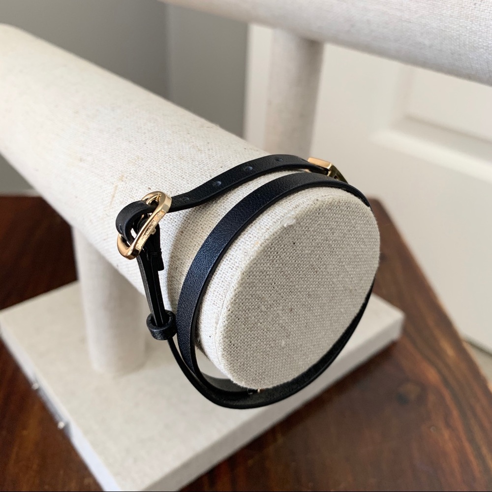 Stella & Dot Ally Gold wrap bracelet - Picture 5 of 7